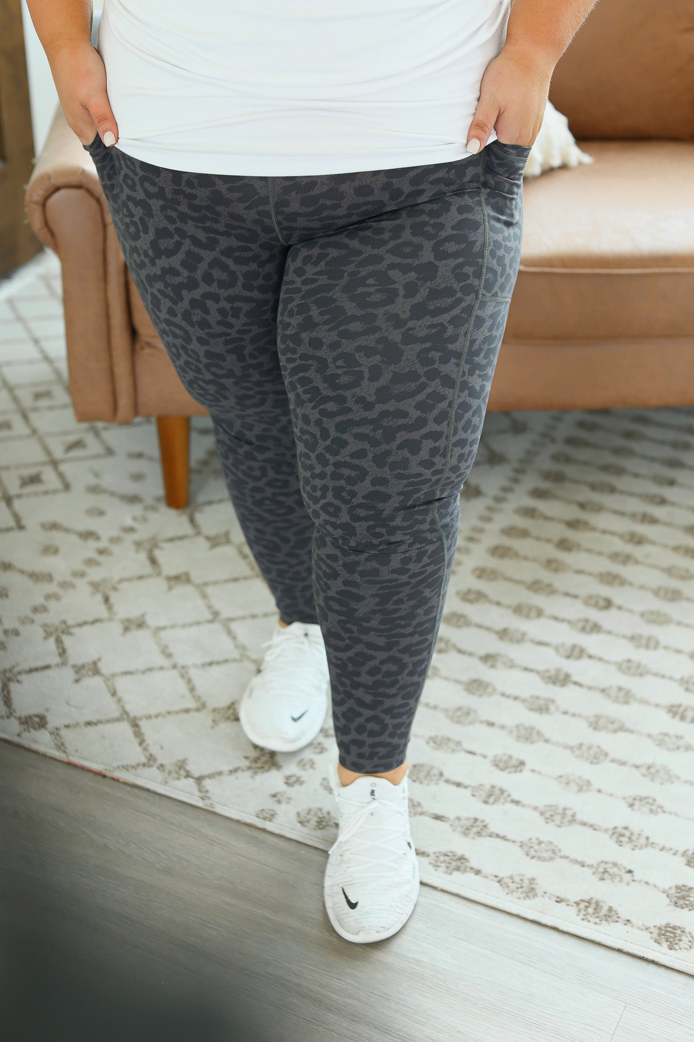 Athleisure Leggings - Charcoal Leopard