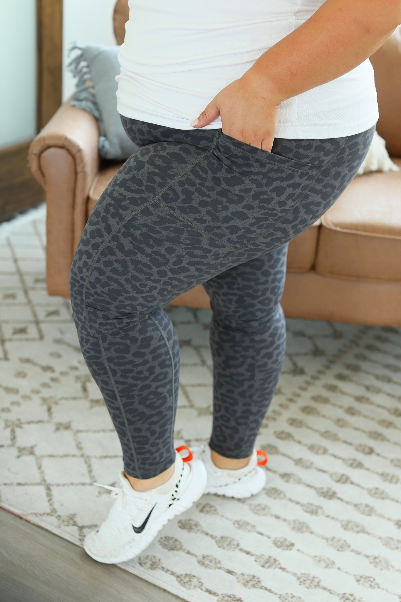 Athleisure Leggings - Charcoal Leopard