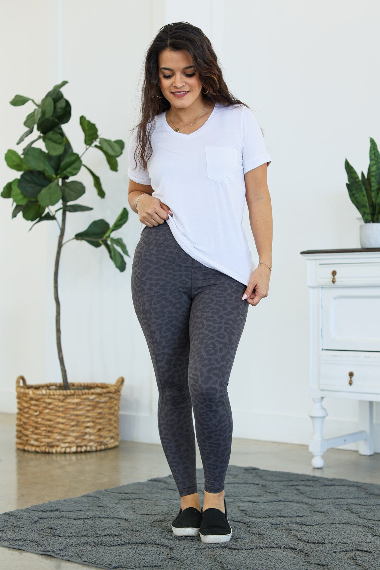 Athleisure Leggings - Charcoal Leopard