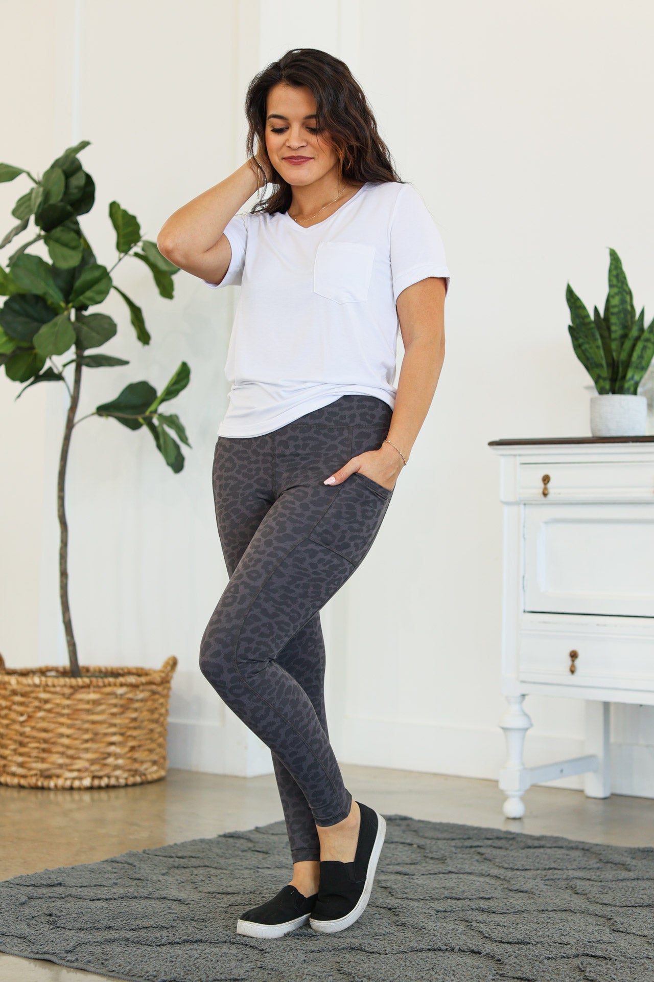 Athleisure Leggings - Charcoal Leopard