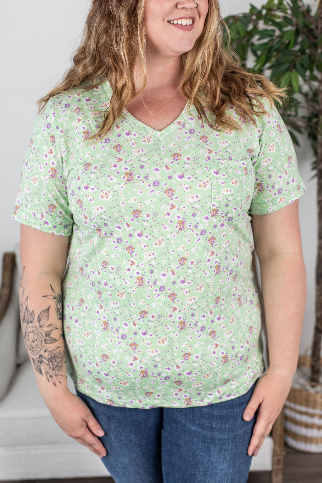 Sophie Classic Pocket Tee - Green Ditsy Floral