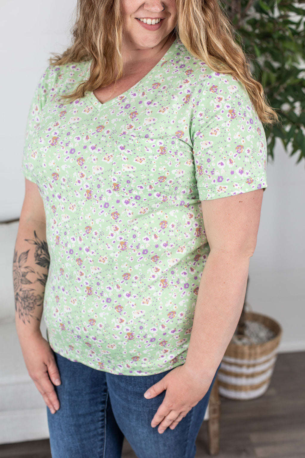 Sophie Classic Pocket Tee - Green Ditsy Floral